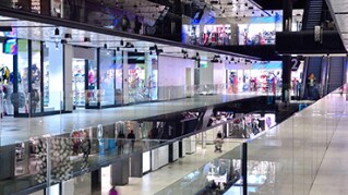 X marks the spot: Choosing the best retail location without a map