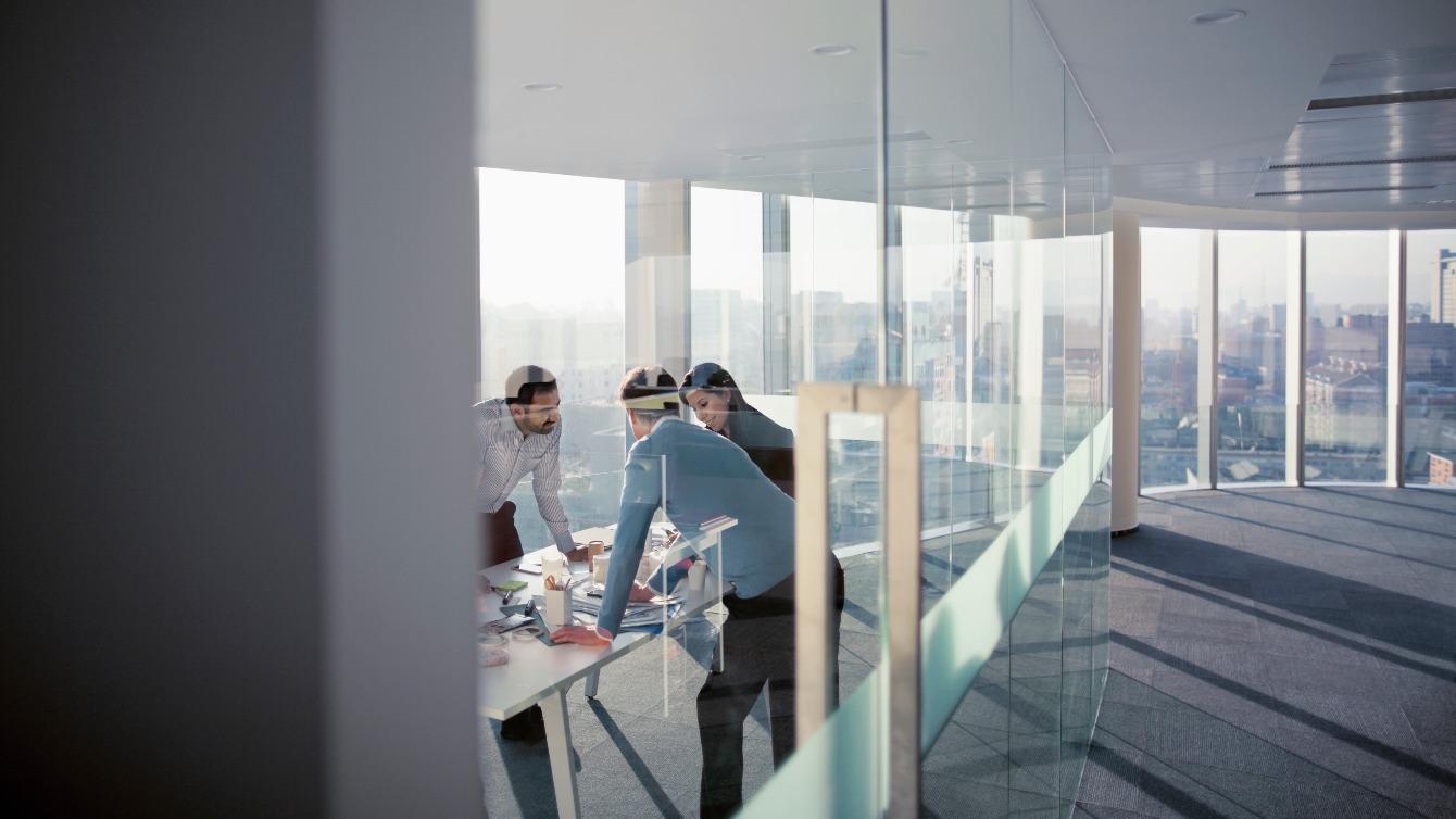 Navigating workforce data challenges with the smart application of smart technology
